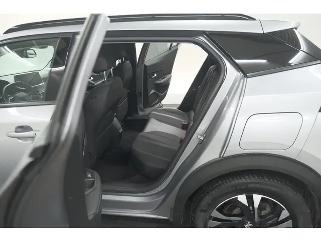 Peugeot e-2008 EV Allure 50 kWh 2021 Elektrisch 28