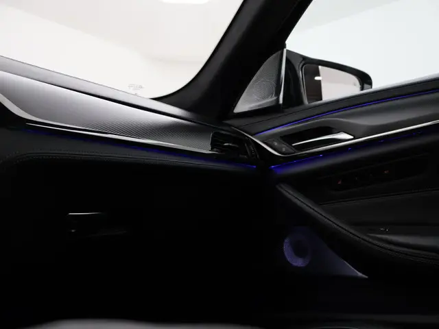 BMW M5 COMPETITION 740 PK FACELIFT MODEL 2020 Benzine 120