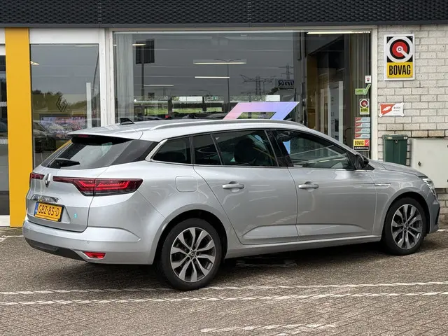 Renault Mégane Estate 1.3 TCe 140 Techno 2024 Benzine 6