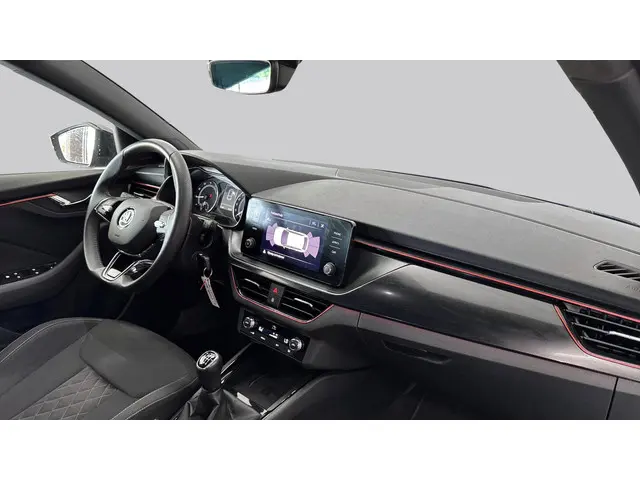 Škoda Scala 1.0 TSI 110pk Sport Business 2023 Benzine 14