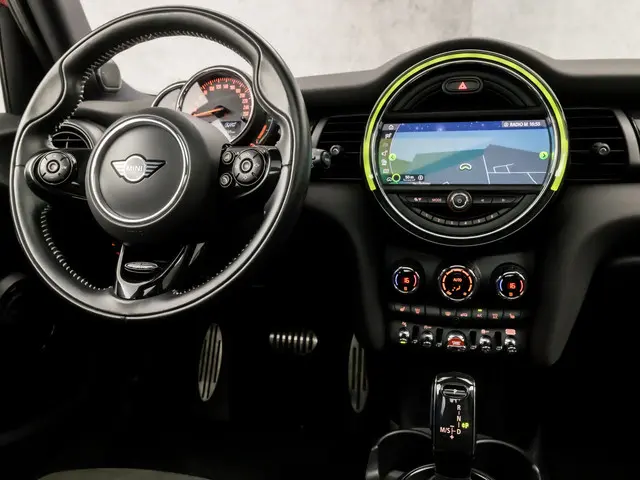 MINI Cooper Mini 1.5 JCW Pack 2019 Benzine 7