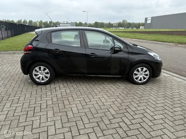 Peugeot 208 3