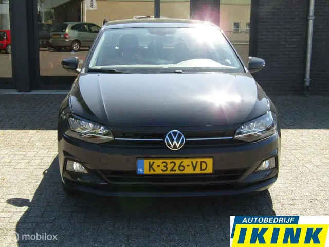 Volkswagen Polo 2
