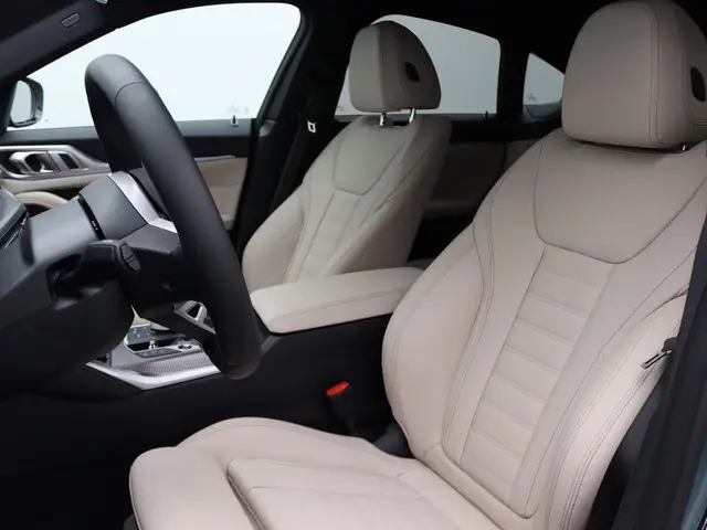BMW i4 eDrive35 M SportPakket Pro 2024 Elektrisch 10