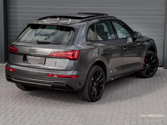 Audi Q5 50 TFSI e S-Line 2021 Hybride Benzine 39