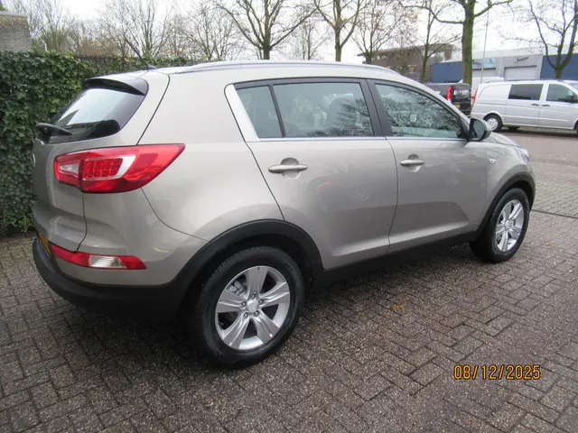 Kia Sportage 1.6 GDI EconomyLine 2013 Benzine 6