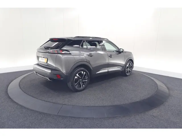 Peugeot 2008 PureTech 130 EAT8 Allure 2023 Benzine 11