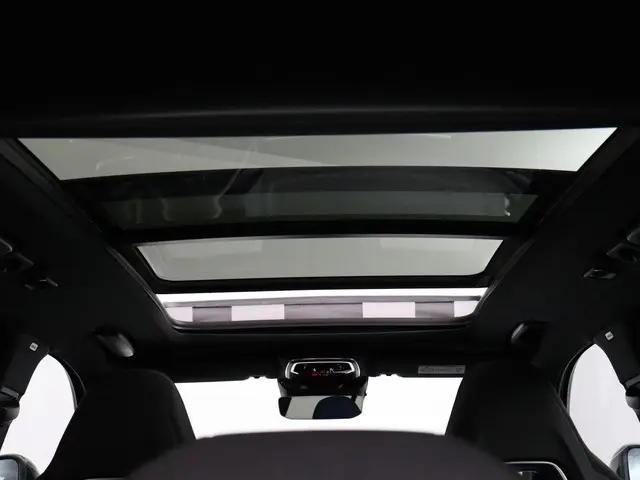 Lynk & Co 01 1.5 2023 Hybride Benzine 9