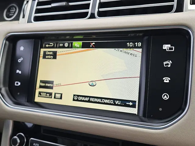 Land Rover Range Rover LANDROVER 2016 Benzine 18