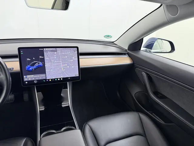 Tesla Model 3 Long Range AWD 75 kWh 2019 Elektrisch 26