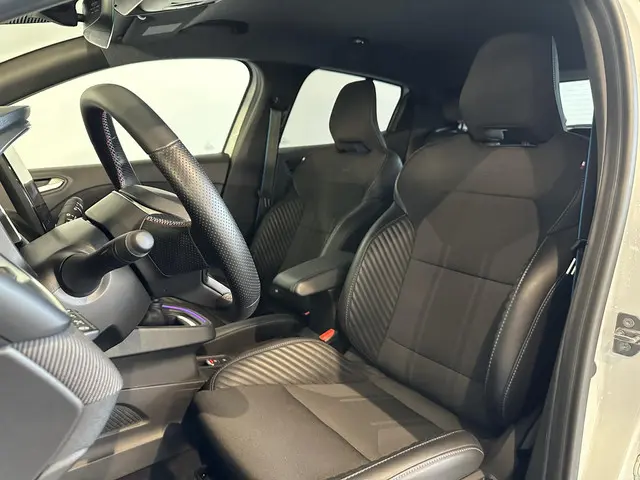 Renault Clio 1.0 TCe 90 GPF esprit Alpine 2025 Benzine 6