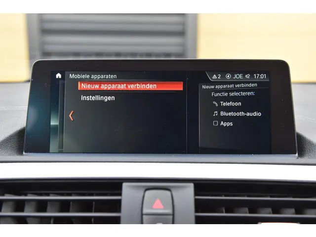 BMW 1 Serie 118i Executive 2018 Benzine 21