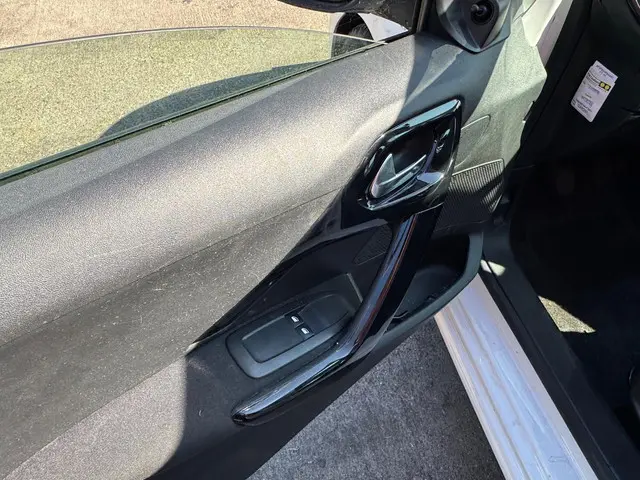 Peugeot 208 1.0 VTi Access / AIRCO / NAP 2014 Benzine 11