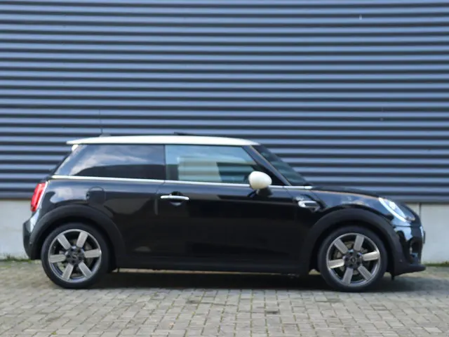 MINI 3-Deurs Cooper 2019 Benzine 5