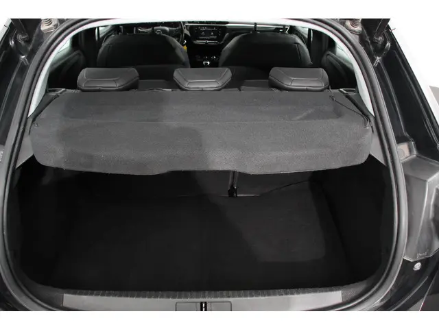 Opel Corsa 1.2 Turbo 102pk Elegance 2021 Benzine 18