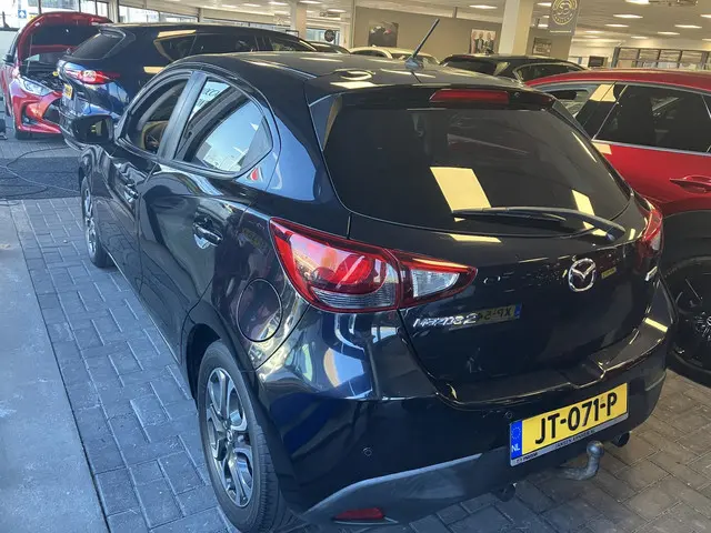 Mazda 2 1.5 Skyactiv-G 90 GT-M 2016 Benzine 5