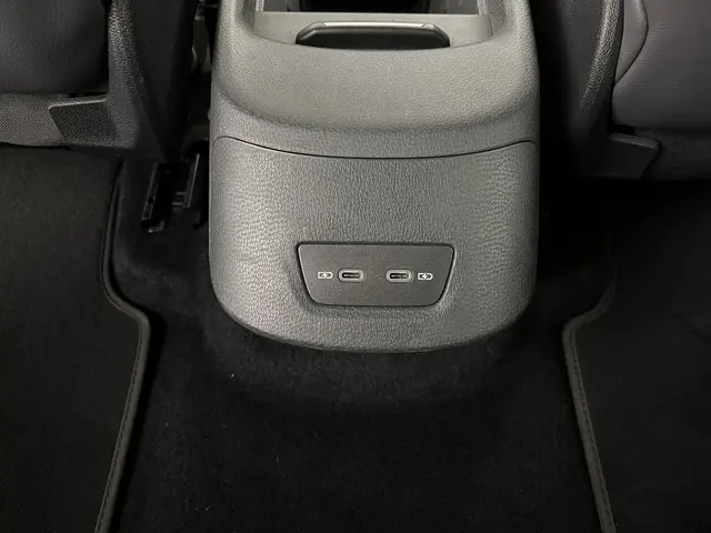 Volkswagen ID.3 First Plus 58 kWh [ 3-Fase ] 2020 Elektrisch 23