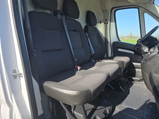 Peugeot Boxer 435 2.2 BlueHDi L4H3 2021 Diesel 13