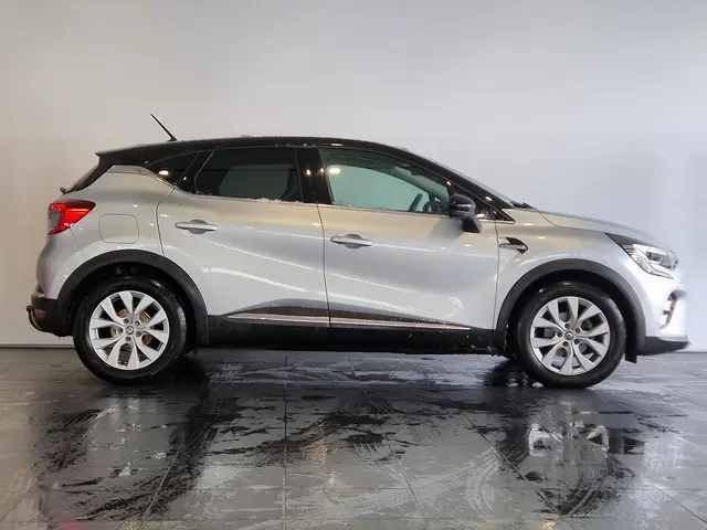 Renault Captur 1.3 TCe 140 Intens 2021 Benzine 17