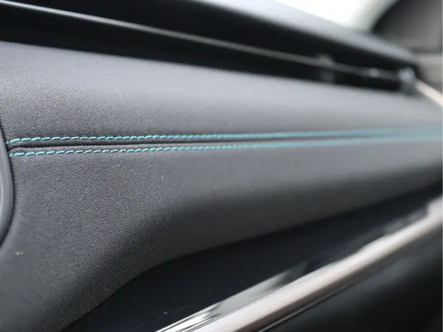 Jeep Compass 1.5T e-Hybrid Upland 2022 Hybride Benzine 63