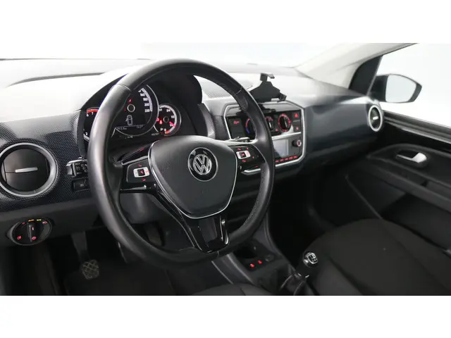 Volkswagen up! 1.0 BMT 60pk Move up! 2020 Benzine 16