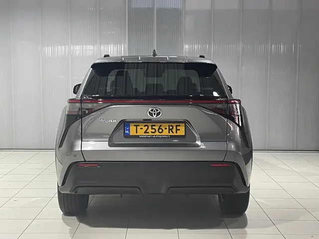 Toyota bZ4X Launch Edition 71 kWh 2023 Elektrisch 12