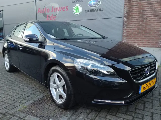 Volvo V40 1.6 T2 Kinetic 2015 Benzine 12