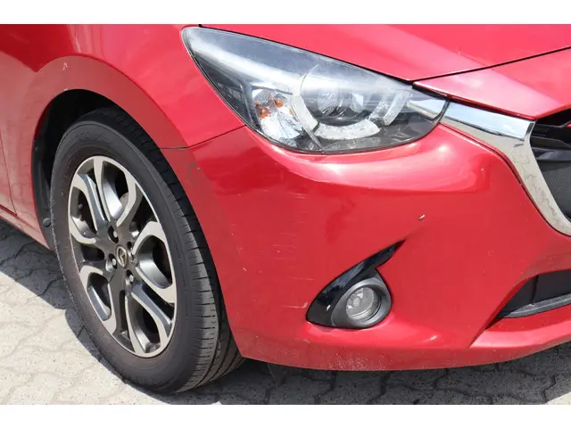 Mazda 2 1.5 Skyactiv-G GT-M 2015 Benzine 11