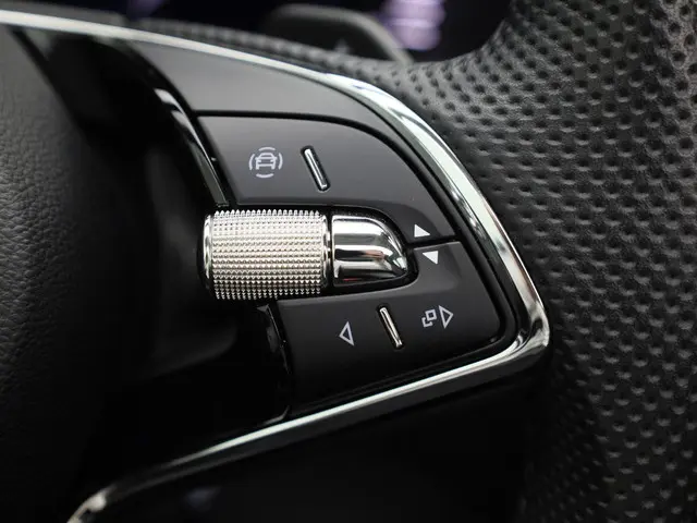 Škoda Karoq 1.5TSI/150PK Design DSG 2024 Benzine 25