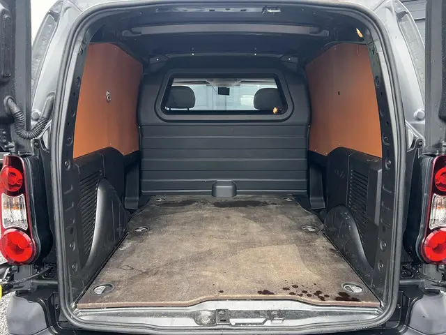 Citroën Berlingo 1.6 BlueHDI 75 Comfort 2017 Diesel 8