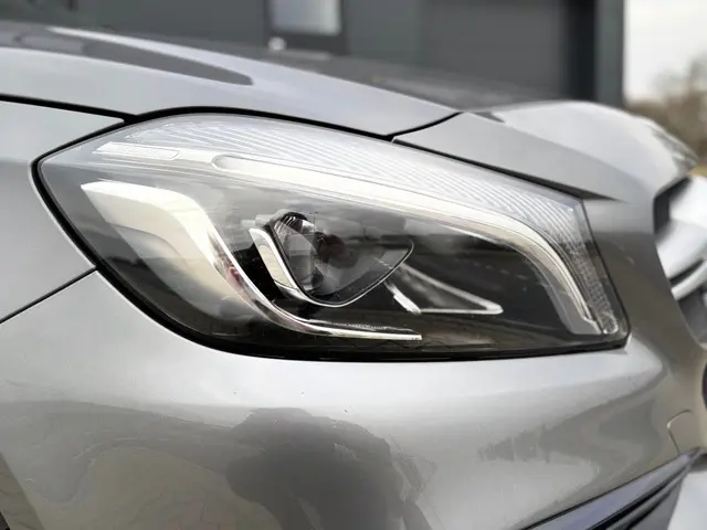 Mercedes-Benz A-Klasse 3