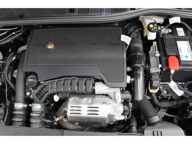 Opel Corsa 1.2 GS Line org.NL 2020 Benzine 23