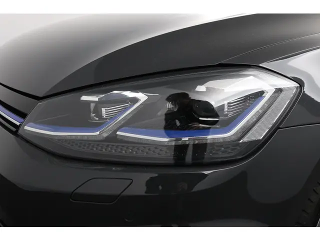 Volkswagen e-Golf - 2018 Elektrisch 14