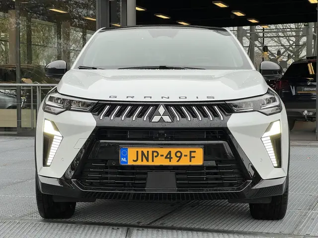 Mitsubishi Grandis 1.8 HEV Instyle 2025 Hybride Benzine 19