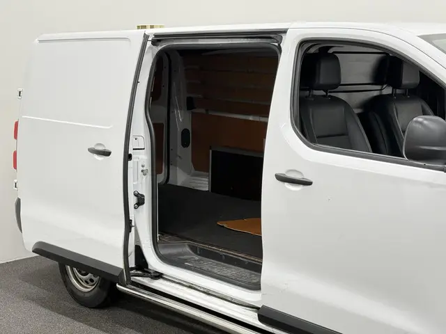 Opel Vivaro 1.5 CDTI L3H1 Edition 2021 Diesel 7