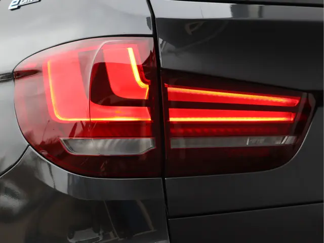 BMW X5 xDrive40e High Executive 2017 Hybride Benzine 18