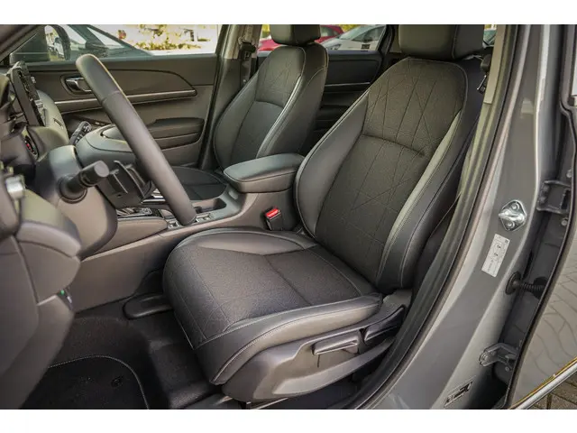 Honda HR-V 1.5i e:HEV ADVANCE 2025 Hybride Benzine 8