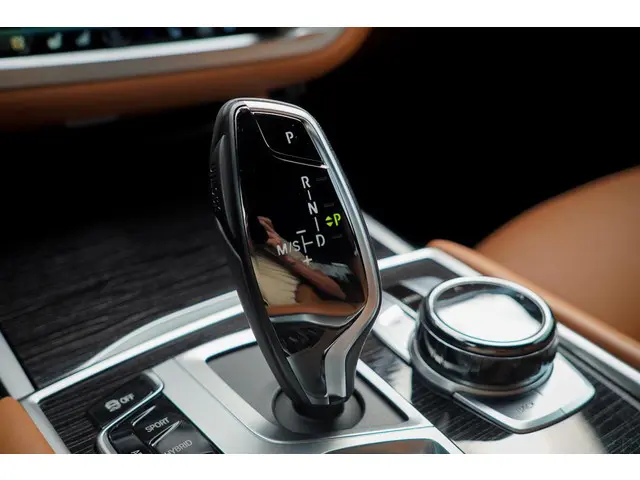 BMW 7 Serie 745e High Executive 2019 Hybride Benzine 46