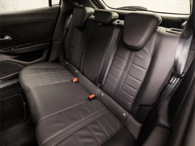 Opel Mokka 1.2 Turbo Elegance Sport 2021 Benzine 16