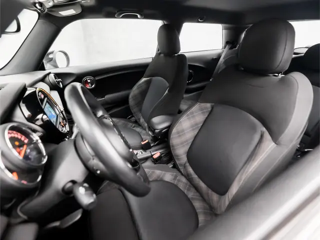MINI Cooper Mini 1.5 2018 Benzine 14