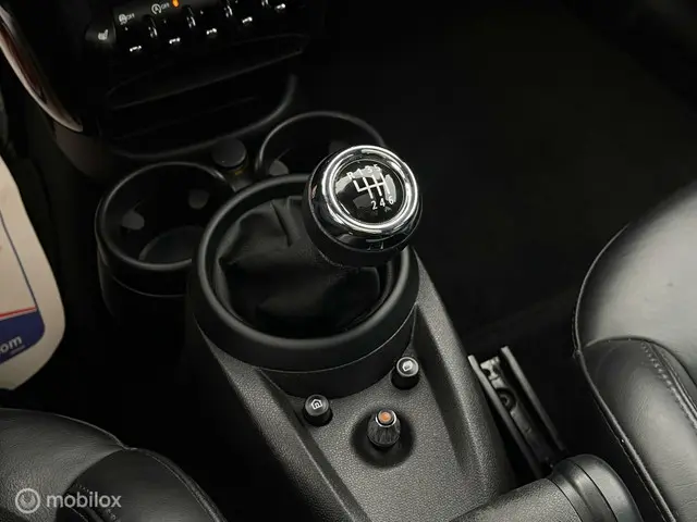 MINI Countryman 1.6 Cooper Knockout Edition 2015 Benzine 16