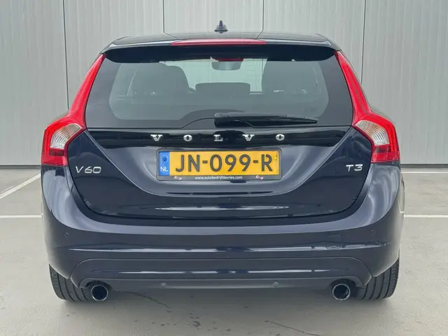 Volvo V60 1.5 T3 Nordic+|Navi|NL-Auto|Geartronic 2016 Benzine 15