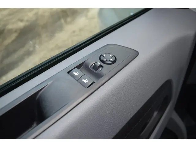 Peugeot Expert 226C 1.6 BlueHDI 95 Pro 2017 Diesel 16