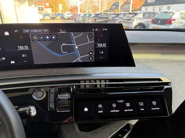 Peugeot 3008 1.2 Hybrid 145 GT 2025 Hybride Benzine 25