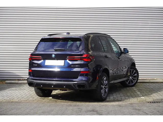 BMW X5 xDrive50e Launch Edition 2023 Hybride Benzine 2