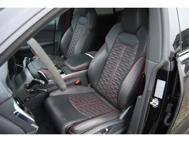Audi RSQ8 4.0 TFSI Quattro 2020 Hybride Benzine 30
