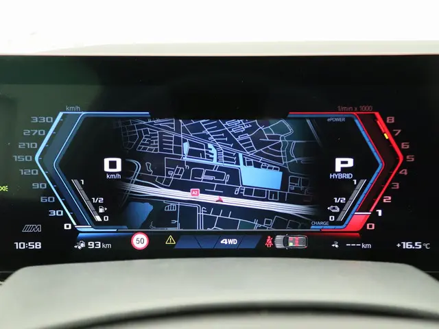 BMW XM 50e 2025 Hybride Benzine 17