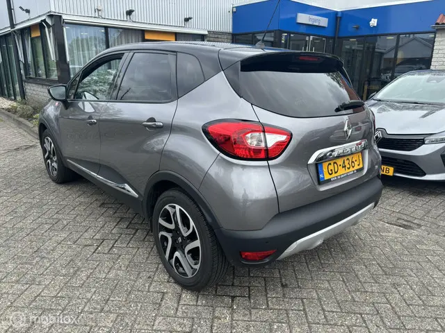 Renault Captur 0.9 TCe Helly Hansen 2015 Benzine 5