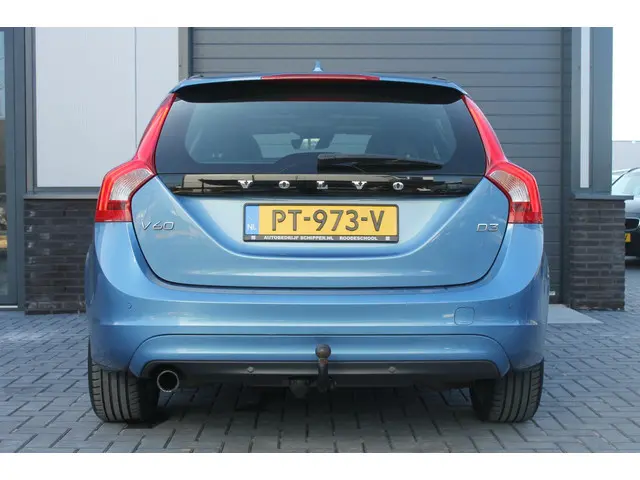 Volvo V60 2.0 D3 Ocean Race 2016 Diesel 25