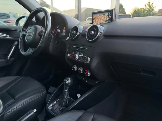 Audi A1 Sportback 1.0 TFSI Adrenalin 2017 Benzine 27